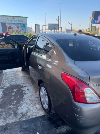 nissan-sunny-big-3