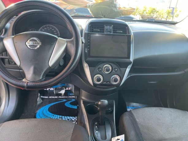 nissan-sunny-big-4