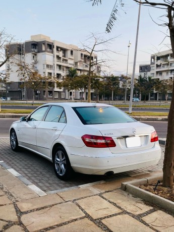 mercedes-e250-big-1