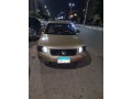 volkswagen-passat-small-0