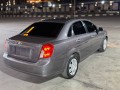 chevrolet-optra-small-6