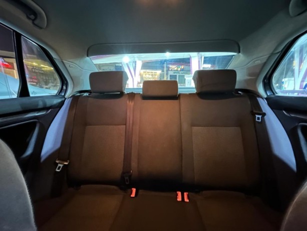 volkswagen-jetta-big-4