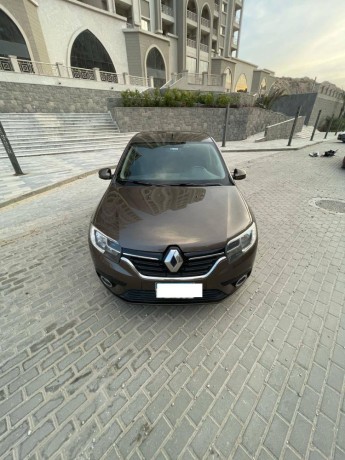 renault-logan-big-0