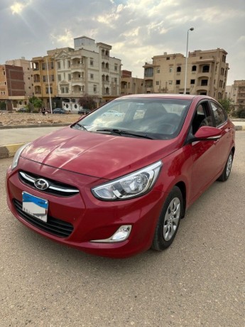 hyundai-accent-big-1