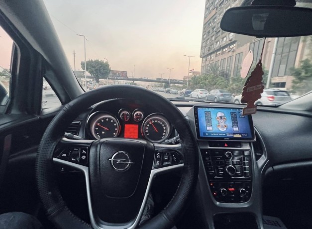 opel-astra-2016-big-4