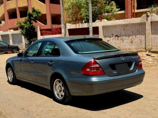 mercedes-e200-big-2