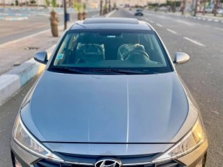 hyundai-elantra-ad