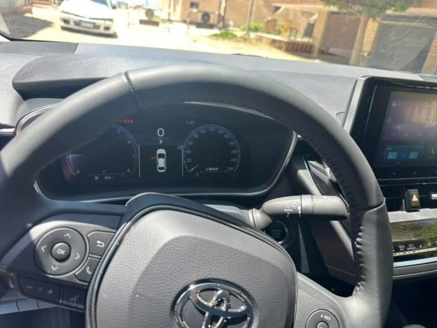 toyota-corolla-big-2