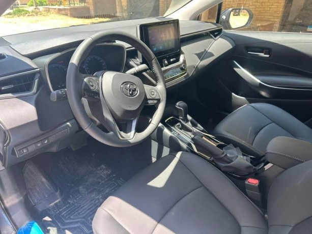toyota-corolla-big-3
