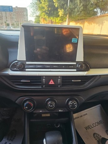 kia-grand-cerato-big-3