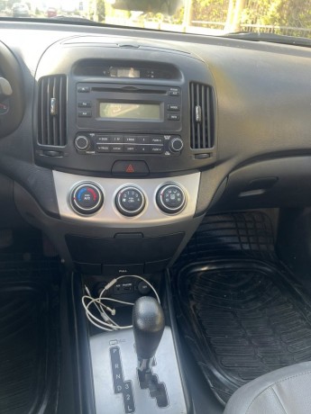 hyundai-elantra-big-4