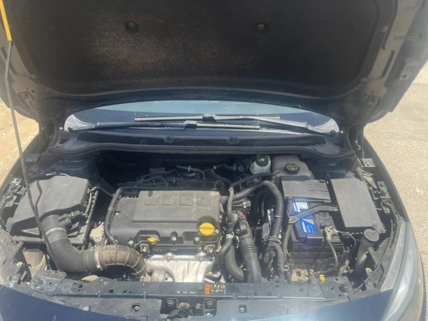 opel-astra-big-7