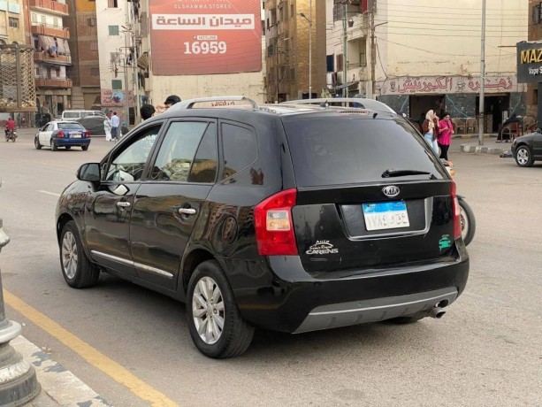 kia-carens-big-1