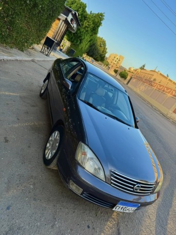nissan-sunny-big-2