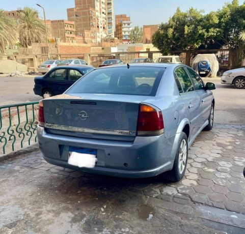opel-vectra-big-0