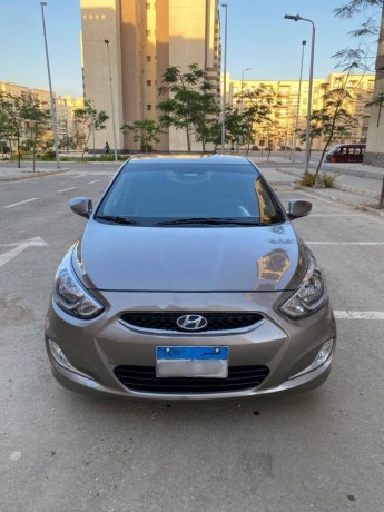 hyundai-accent-big-0