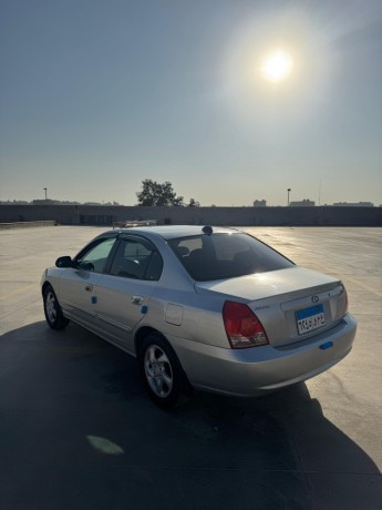 hyundai-avante-big-2