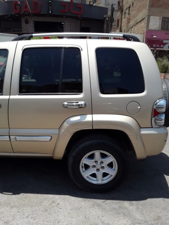 jeep-cherokee-big-4