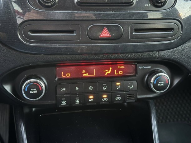 kia-carens-big-6
